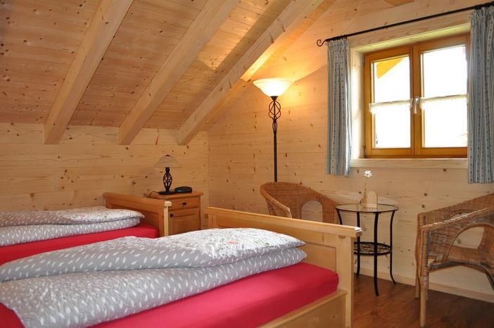 Schlafzimmer 2 OG