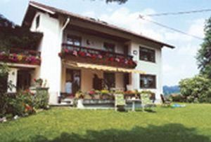 Haus Schreiner im Sommer