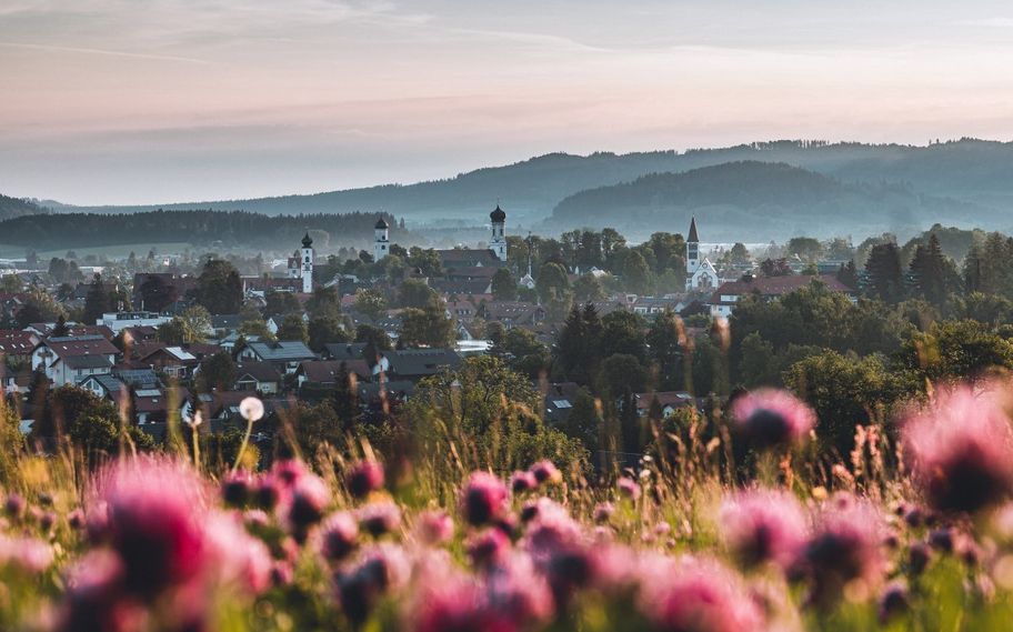 Panoramablick auf Isny von der Felderhalde