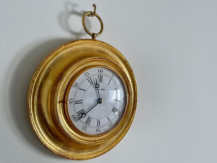 O_Wohnzimmer_D_Uhr