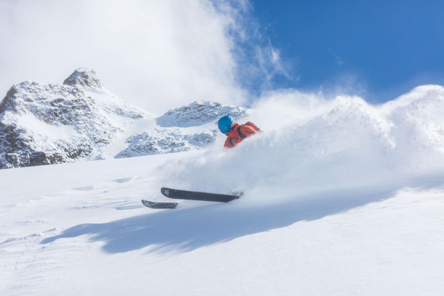 Skifahren -go-montgenevre-SQRTI0xqwA4-unsplash