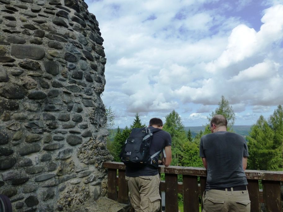Burgruine Alt-Trauchburg Sicht ins Isnyer Becken
