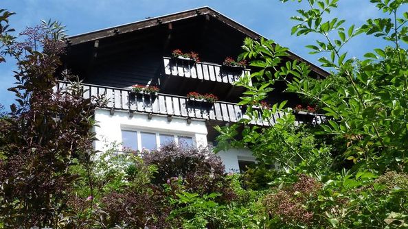 Haus-Gartenseite