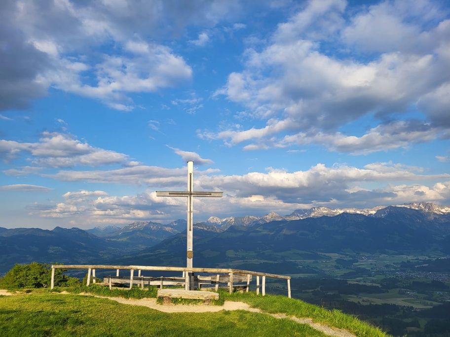 Gipfelkreuz Ofterschwanger Horn
