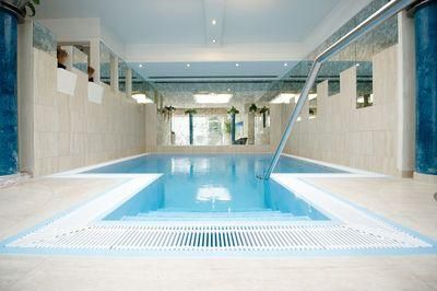 Bewegungsbad 4 x 4 m