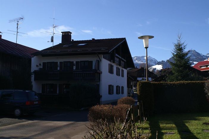 Haus + Parkplatz  in Fischen