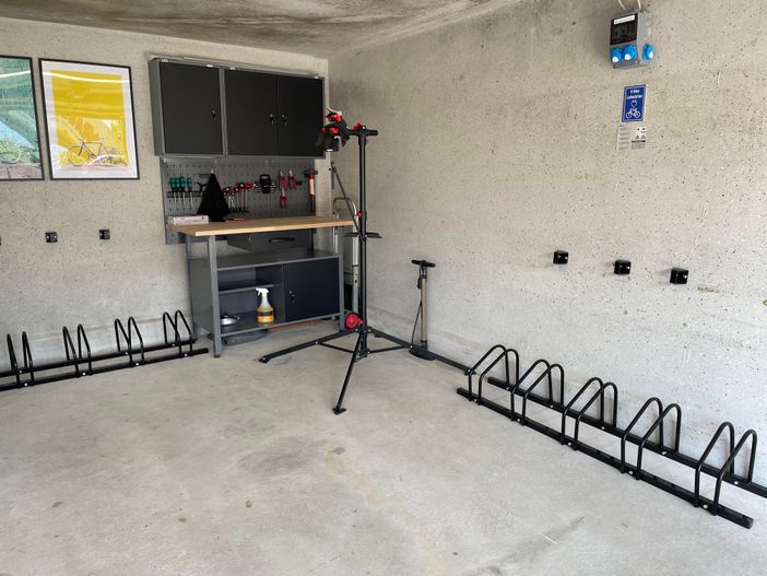 Fahrradgarage ink. E-Bike Ladestation