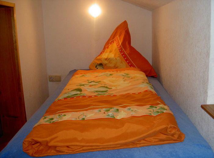 Schlafhöhle Einzelbett