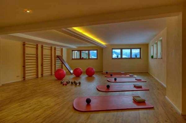 Gymnastik- und Fitnessraum