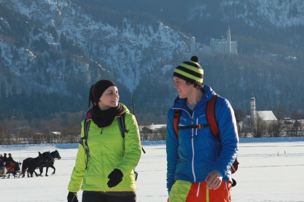 Schloss Neuschwanstein im Hintergrund