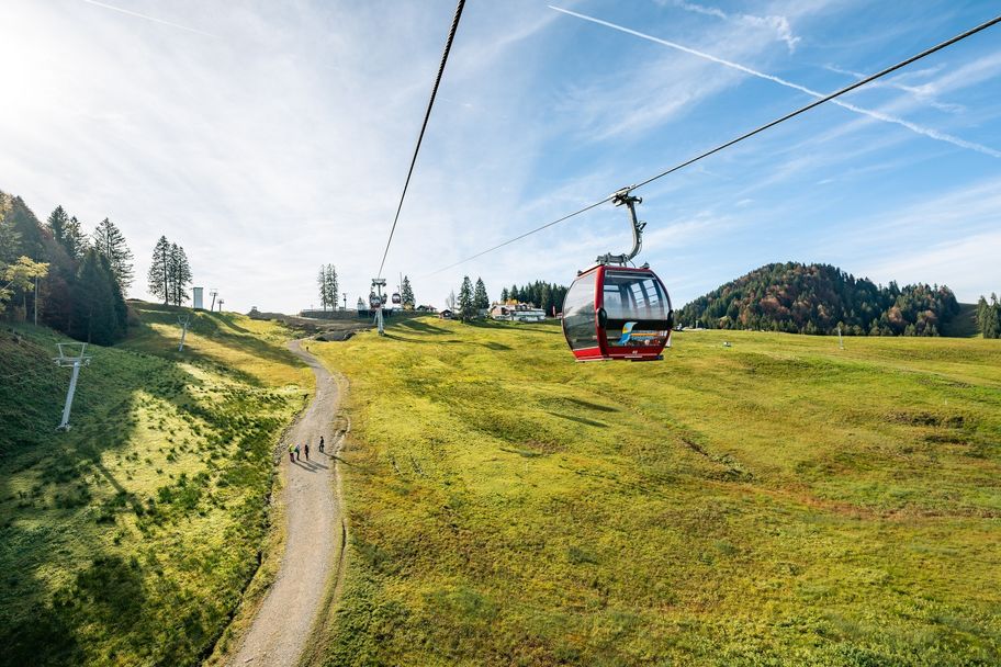 Mit der Imbergbahn auf dem Weg zum Alperlebnispfad