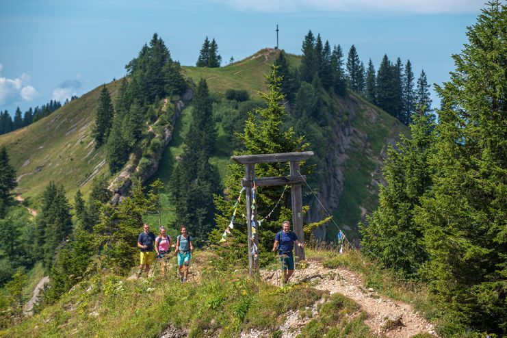 Durch die Porta Alpinae entlang des Grates