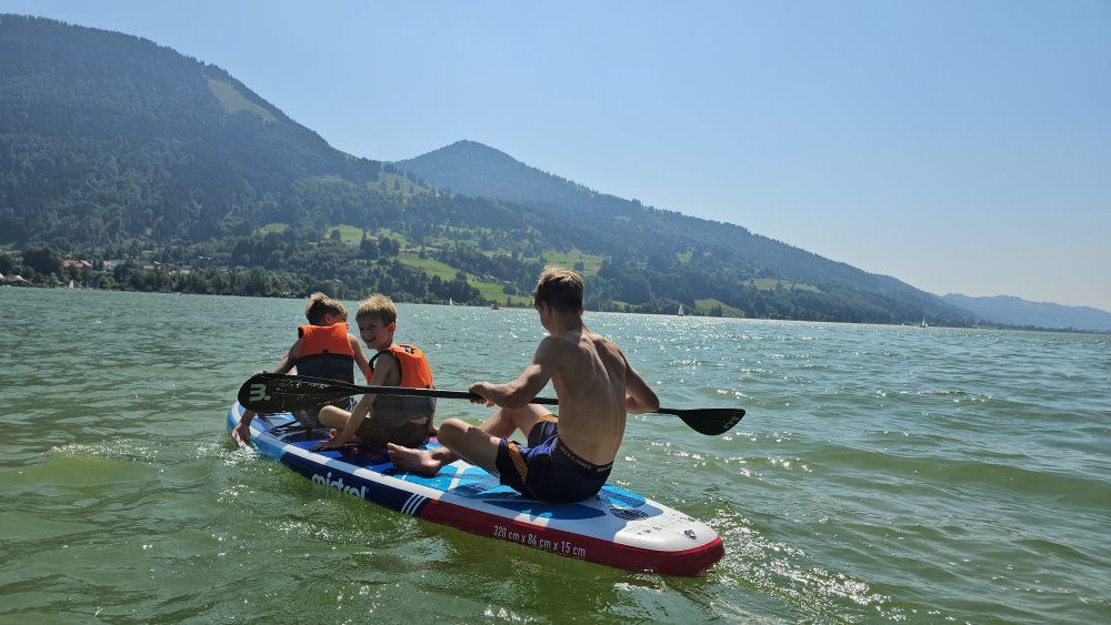 Berge und Seen, wir haben alles in greifbarer Nähe
