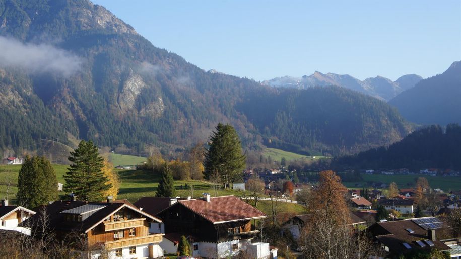 Über den Dächern von Hindelang