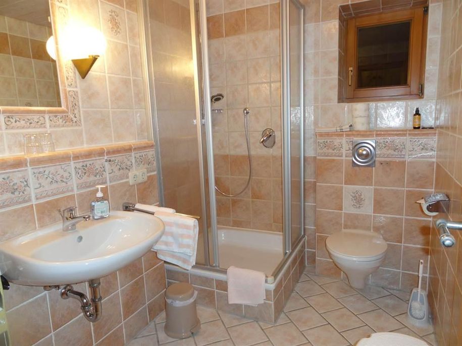 Badezimmer m Fußbodenheizung