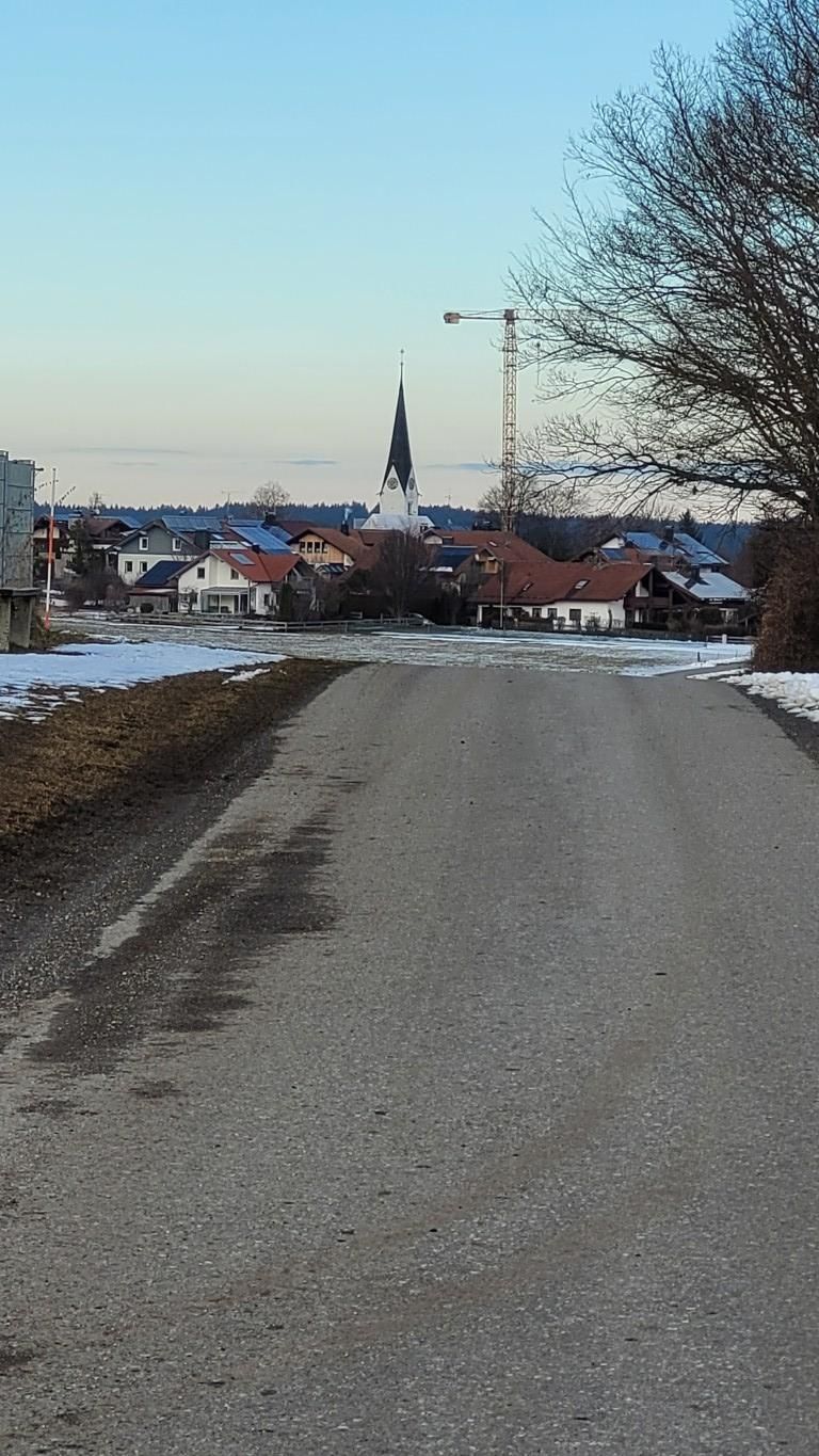 Wiesenweg zum Elbsee und zurück