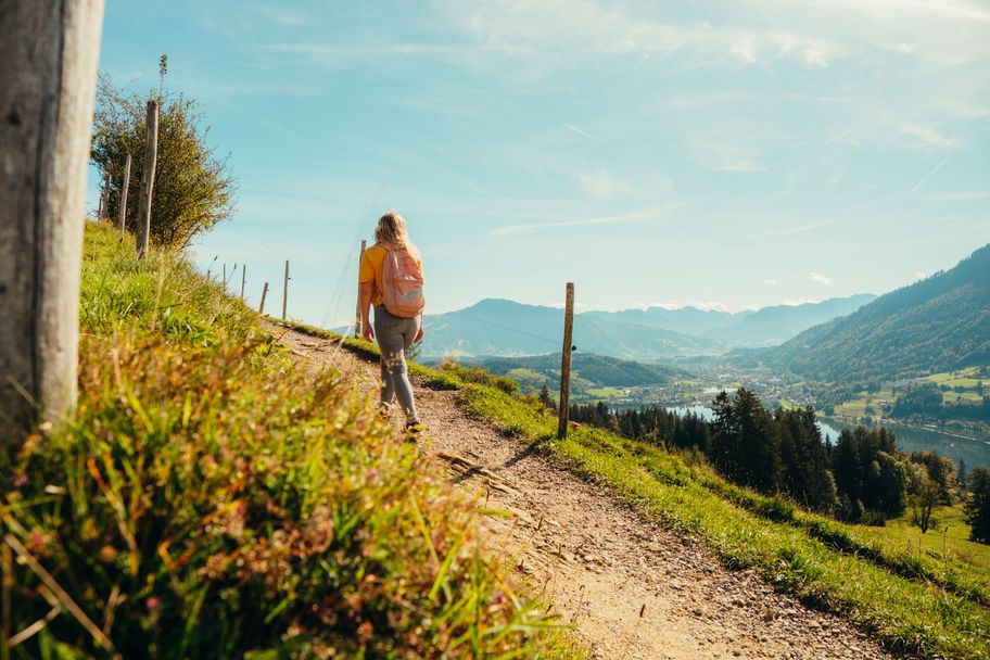 Wandern oberhalb vom Großen Alpsee ©Tourist Information Immenstadt, Tan Akman (1)