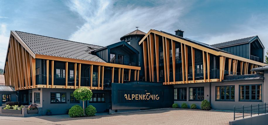 Aussenfassade_alpenkönig2