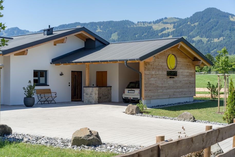 Gäste Carport
