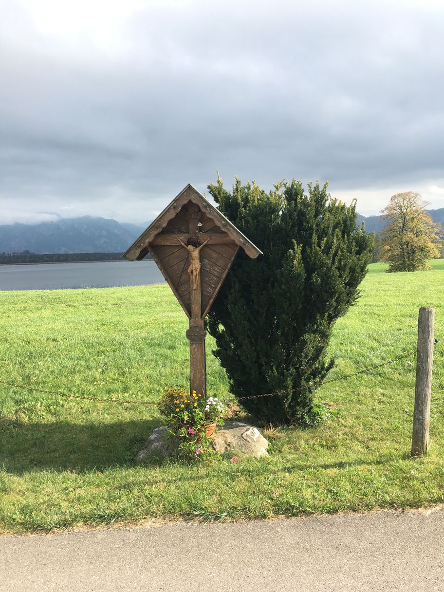 Wegekreuz am Wanderweg