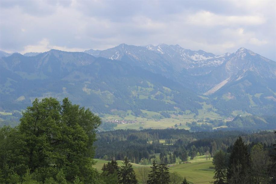Blick in die Bergwelt - Weltcupexpress