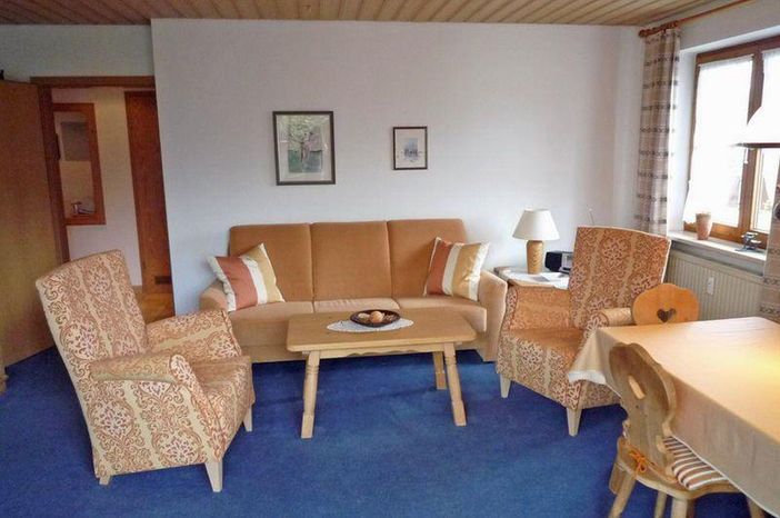 Wohnzimmer 3