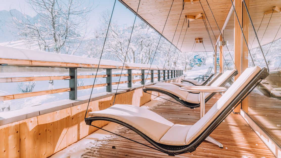 naturhotel_chesa_valisa_h_ngeliegen_sonne_schnee_winter