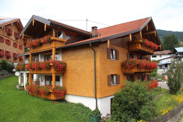 Hausansicht Sommer