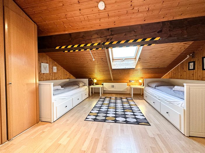 Ferienwohnung_Oberstaufen-Steibis-GipfelsichtSchla