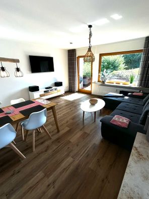 Wohnzimmer-Essecke