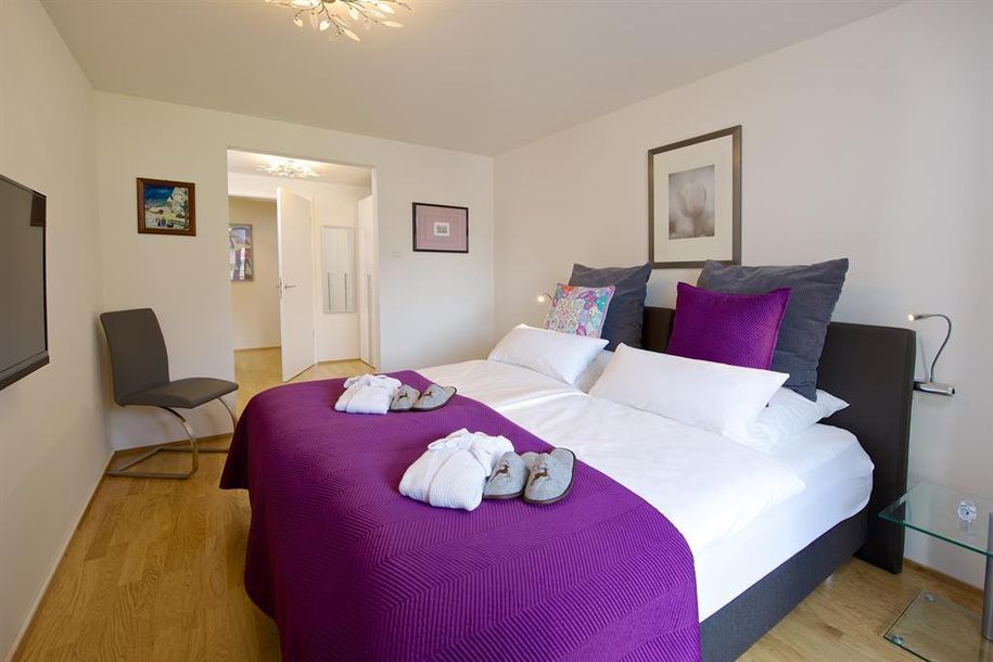 Schlafzimmer 2