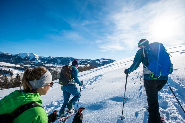 Schneeschuhwandern (c) Oberstaufen Tourismus - Moritz Sonntag