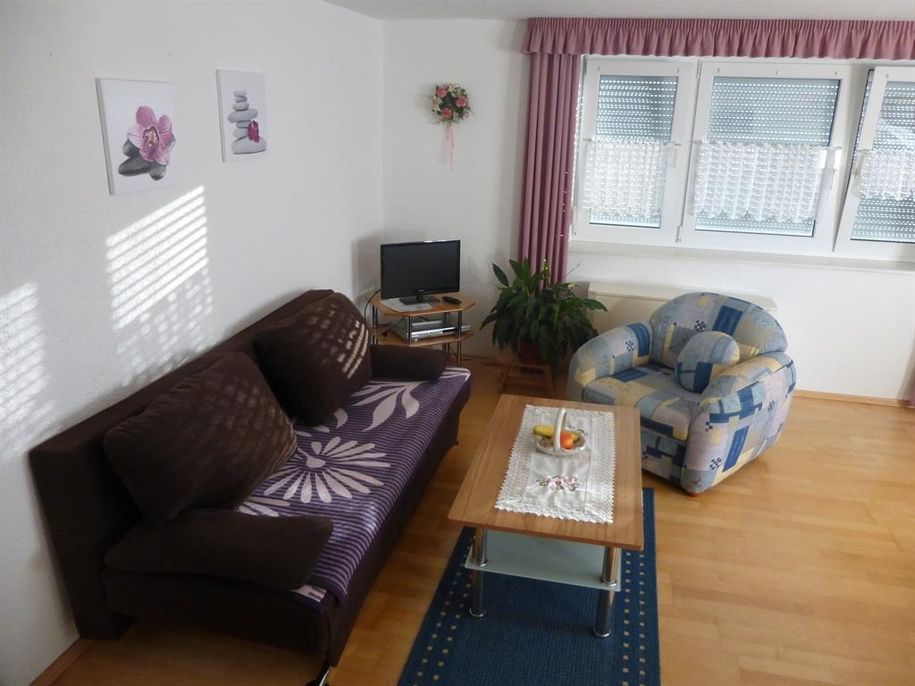 Wohnzimmer ausziehbare Couch