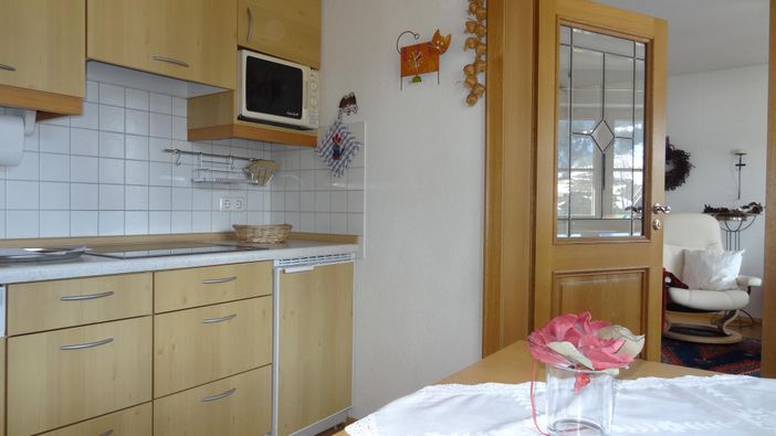So. Küche/Essen/Blick ins WZ