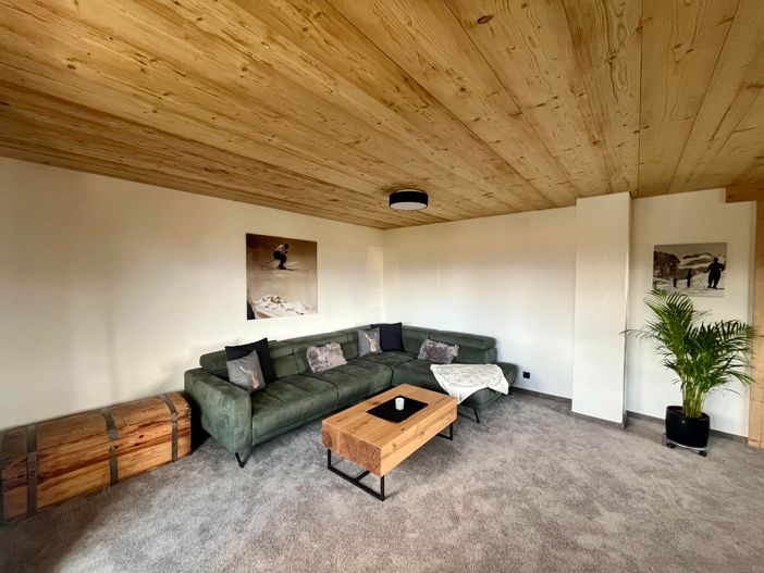 Wohnzimmer Zirbe