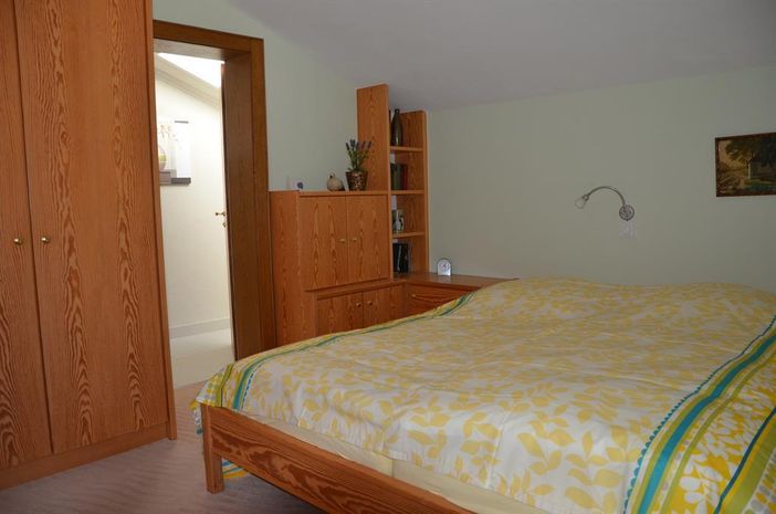 Schlafzimmer "Abendsonne, Duschbad und Loggia