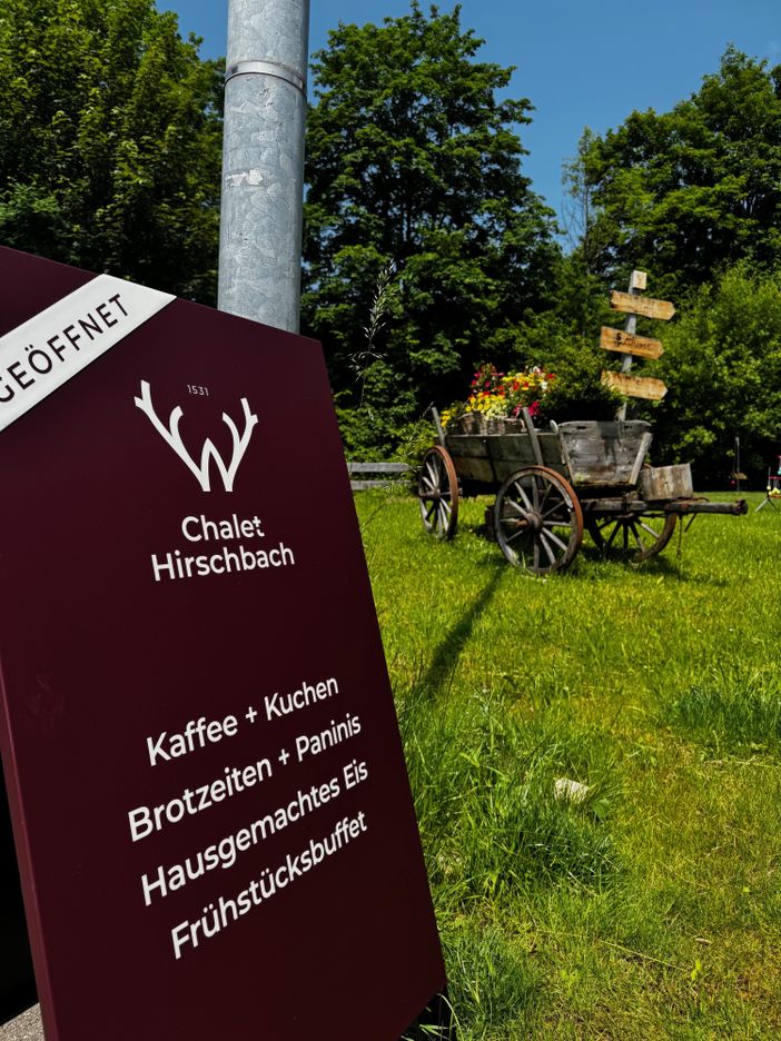 Chalet_Hirschbach_Heuwagen_Sommer_01