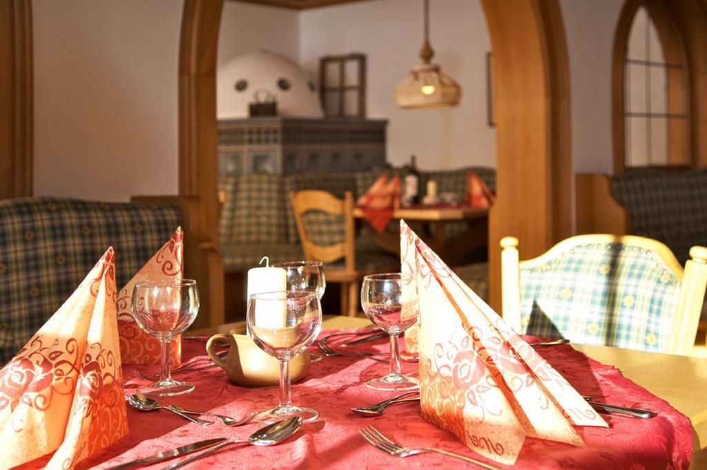 DSX_2577 Gastraum detail