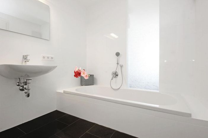 Badewanne neu Blumen_