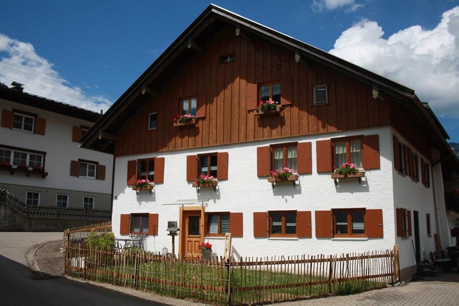 Hausansicht Sommer