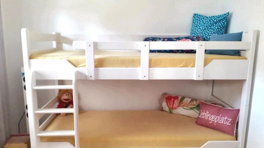 Schlafzimmer 2
