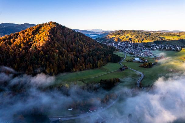 Oberstaufen im Schatten des Berges Staufen