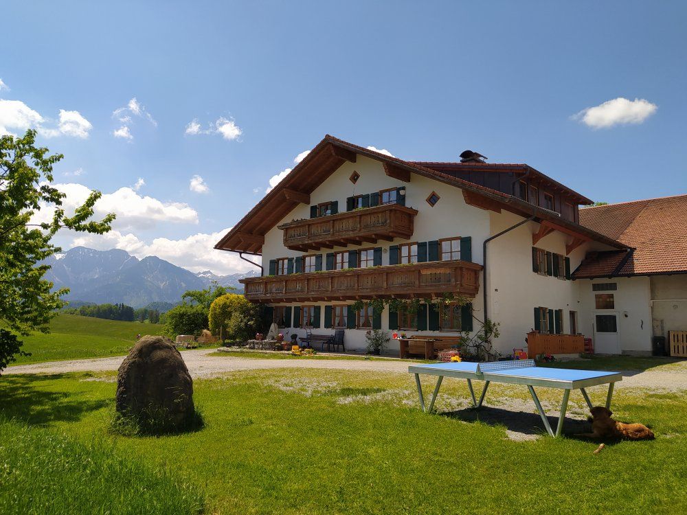 Unser Hauptgebäude - im 1.Stock finden Sie zwei Ferienwohnungen