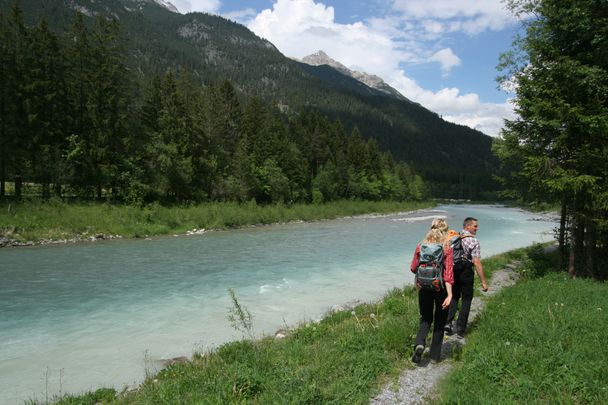 bei Häselgehr
