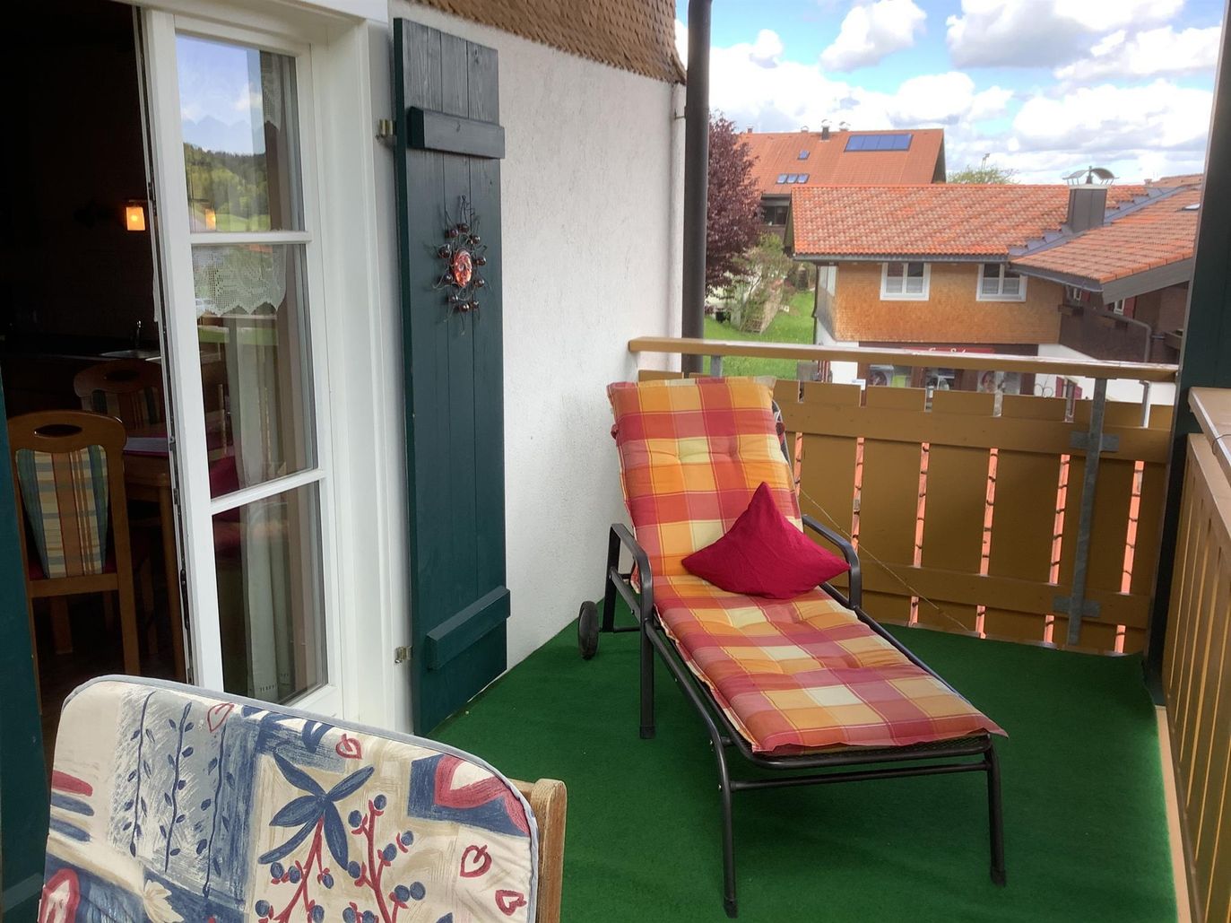 09A49BF9-B7D3-4816-984F-E2E94DCCF0F5