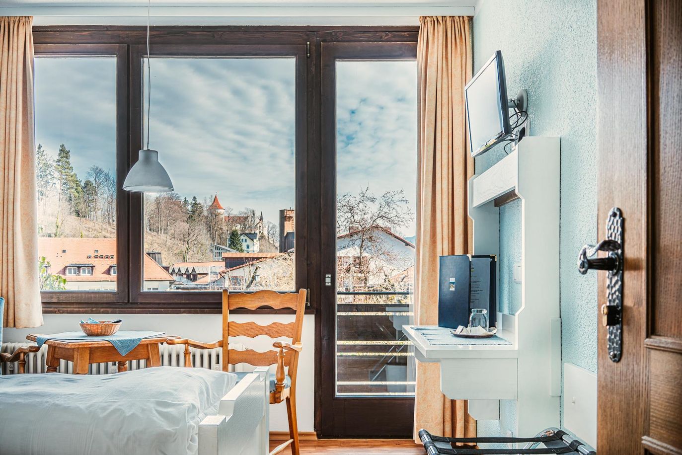 Einzelzimmer mit Balkon