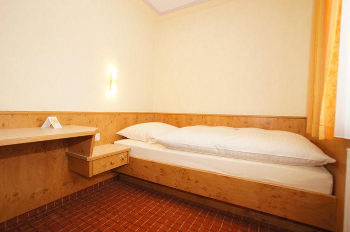 separates Schlafzimmer im Familienzimmer Kat. C