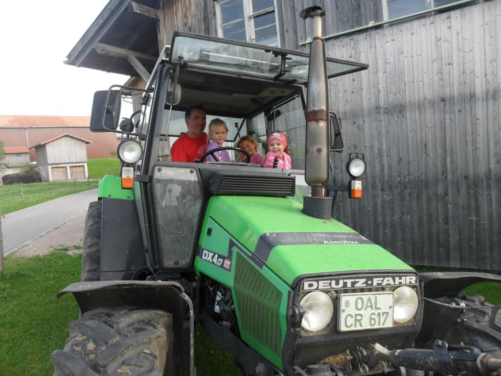 Traktorfahrt mit dem Bauern