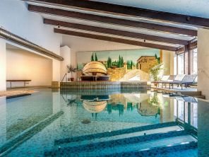 Hallenbad