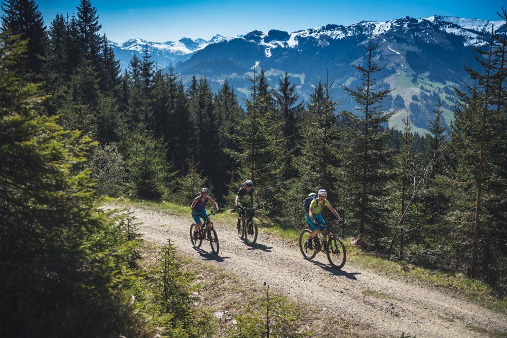 mit dem E-Bike unterwegs